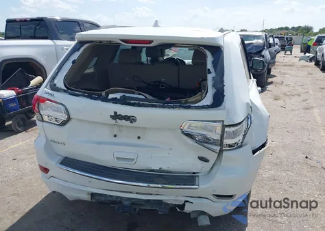 2015 Jeep Grand Cherokee Overland z USA, uszkodzony, nr VIN 1C4RJFCG0FC609466